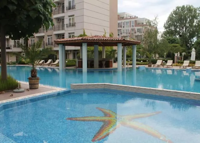 Spacious, 1 Bed Apt, Dawn Park 아파트 *